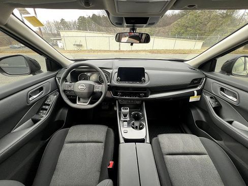 New 2026 Nissan Rogue SV image 28