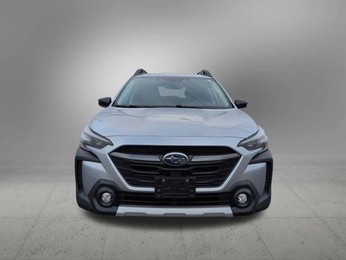 Used 2023 Subaru Outback Limited image 9