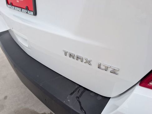 Used 2015 Chevrolet Trax LTZ image 29