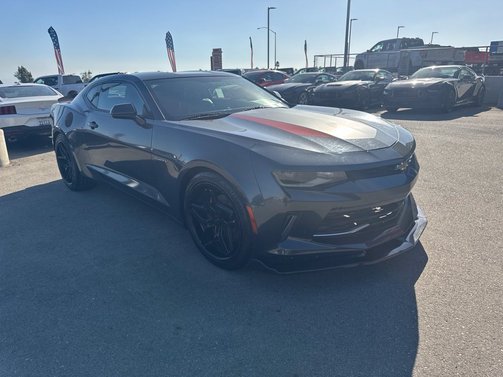 Used 2017 Chevrolet Camaro LT RWD image 11