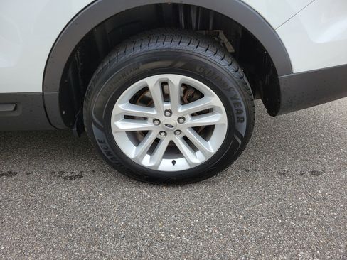 Used 2016 Ford Explorer 4WD image 8