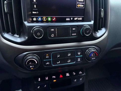 Used 2021 Chevrolet Colorado Z71 w/ Safety Package image 23