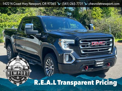 Used 2021 GMC Sierra 1500 AT4 w/ AT4 Value Package AWD/4WD image 3