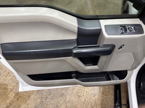 Used 2022 Ford F350 XL w/ Power Equipment Group image 27