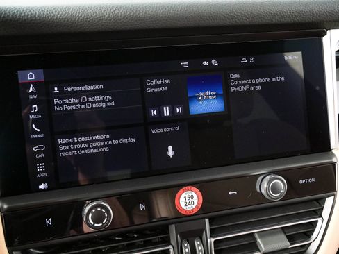 New 2026 Porsche Macan AWD/4WD image 15