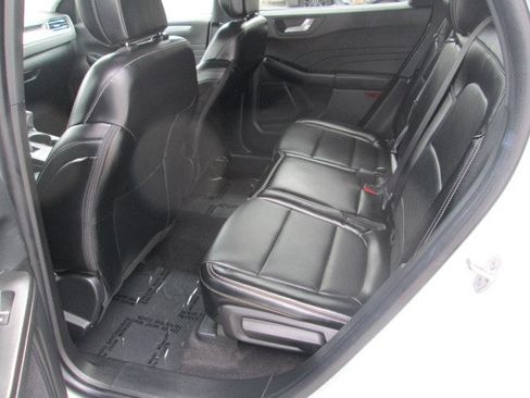 Used 2025 Ford Escape Platinum AWD/4WD image 10