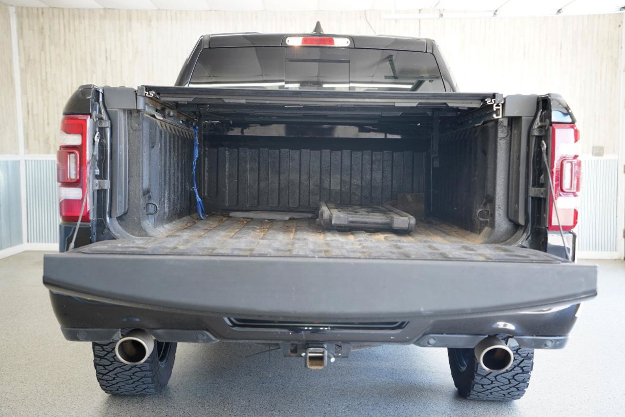 Used 2024 RAM 1500 Laramie AWD/4WD image 37