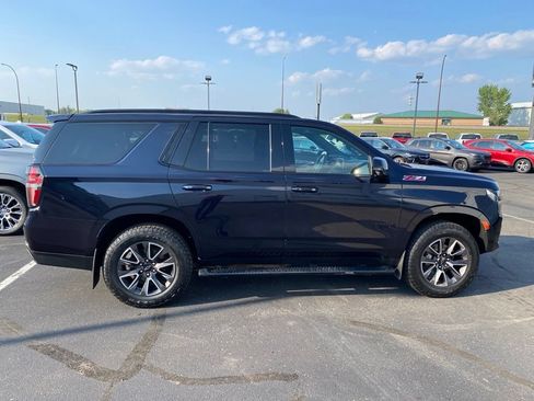 Used 2021 Chevrolet Tahoe Z71 w/ Z71 Signature Package AWD/4WD image 9