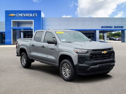 Certified 2023 Chevrolet Colorado W/T w/ Advanced Trailering Package image 1