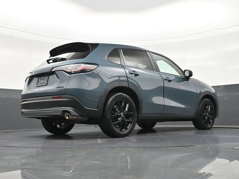 Used 2023 Honda HR-V Sport image 26