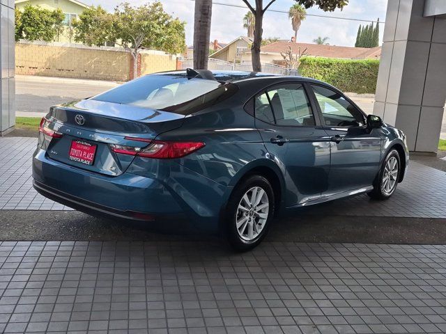 Used 2025 Toyota Camry LE FWD image 8