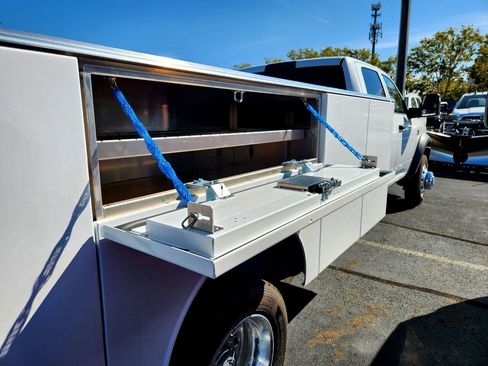 New 2026 RAM 5500 Tradesman w/ Chrome Appearance Group image 10