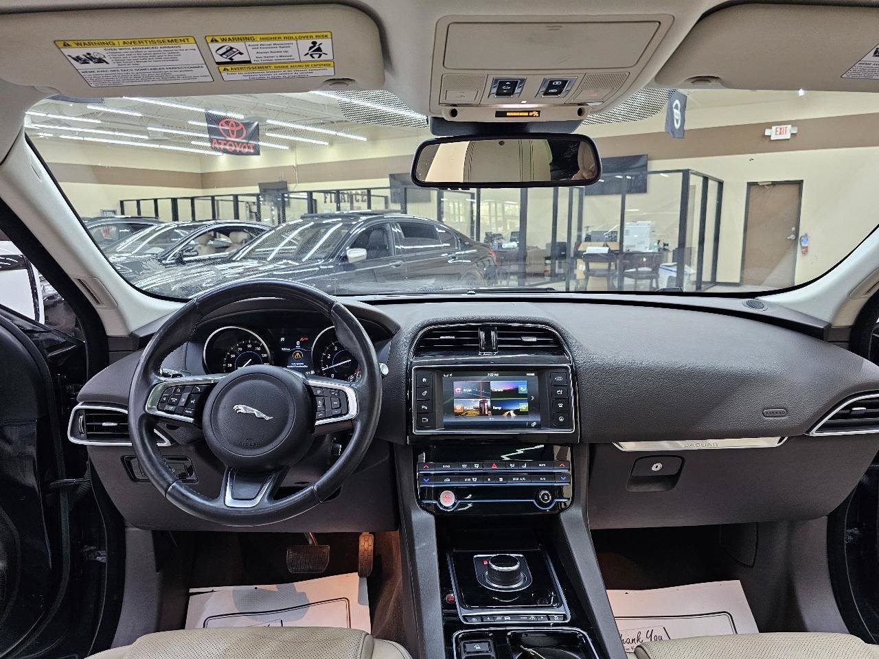 Used 2018 Jaguar F-PACE Prestige AWD/4WD image 29