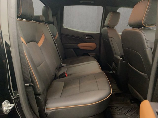 Used 2024 GMC Canyon AT4 AWD/4WD image 23