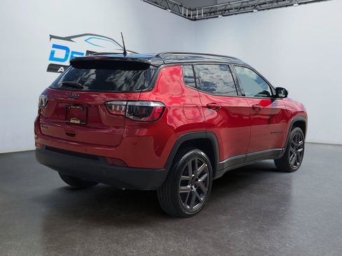 Used 2026 Jeep Compass Limited AWD/4WD image 3