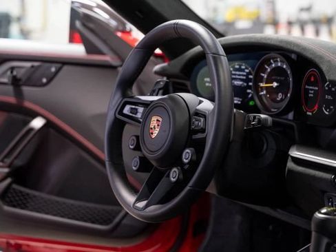Used 2025 Porsche 911 GT3 RS RWD image 43