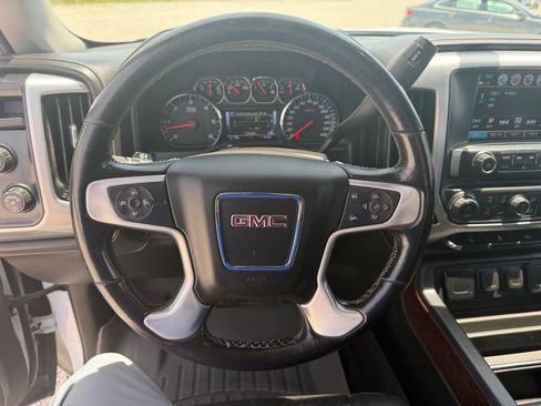 Used 2018 GMC Sierra 1500 SLT w/ SLT Premium Package AWD/4WD image 18