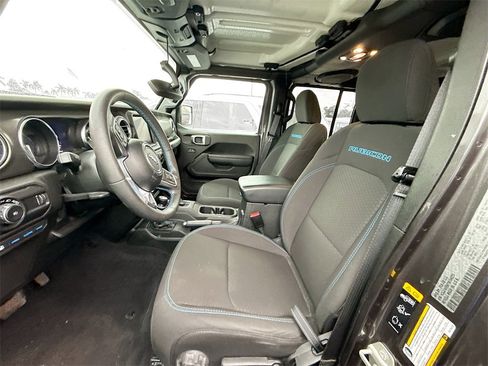 Used 2023 Jeep Wrangler Unlimited Rubicon 4xe image 23