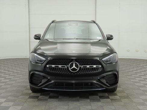 Certified 2025 Mercedes-Benz GLA 250 image 2