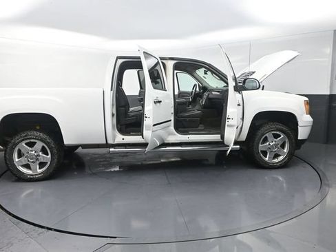 Used 2012 GMC Sierra 2500 Denali AWD/4WD image 46