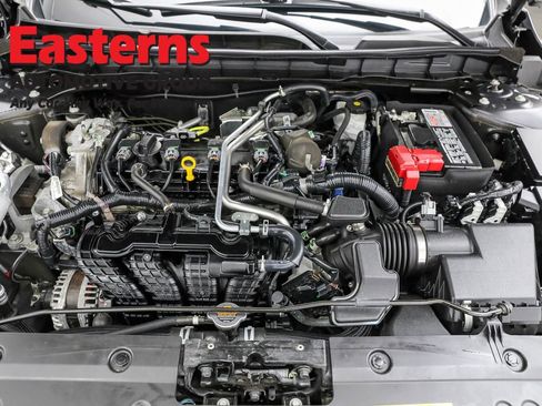 Used 2024 Nissan Altima 2.5 SV image 7