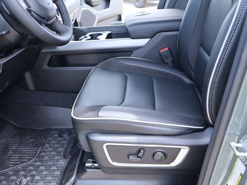 New 2026 RAM 1500 Laramie w/ Night Edition AWD/4WD image 12