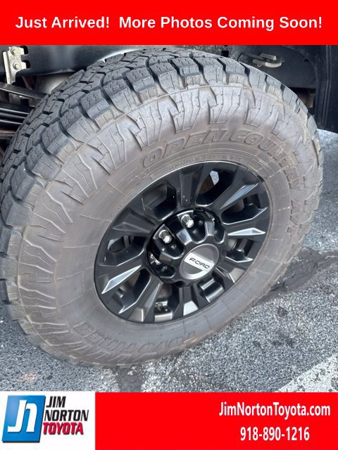 Used 2022 Ford F250 Platinum w/ Tremor Off-Road Package AWD/4WD image 6