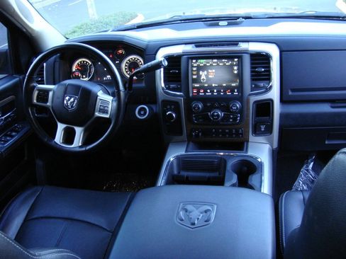 Used 2018 RAM 3500 Laramie w/ Convenience Group image 19