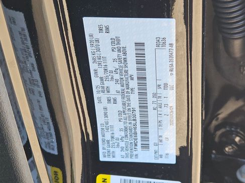 New 2025 Ford Bronco 4-Door image 16