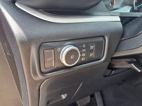 Used 2021 Ford Explorer XLT w/ Equipment Group 202A RWD image 22