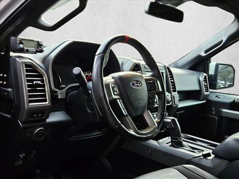 Used 2019 Ford F150 Raptor w/ Equipment Group 802A Luxury AWD/4WD image 9