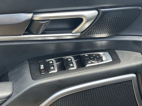 Used 2025 Kia Telluride LX FWD image 20