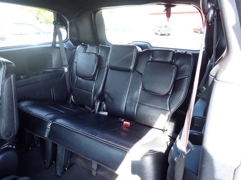 Used 2015 Dodge Grand Caravan SE w/ Quick Order Package 29E SE FWD image 10