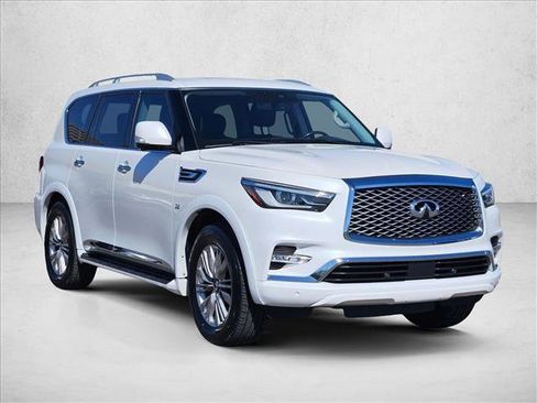 Used 2018 INFINITI QX80 2WD w/ Driver Assistance Package image 3