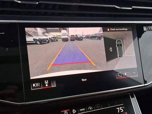 Used 2022 Audi Q8 Premium Plus w/ Premium Plus Package image 15