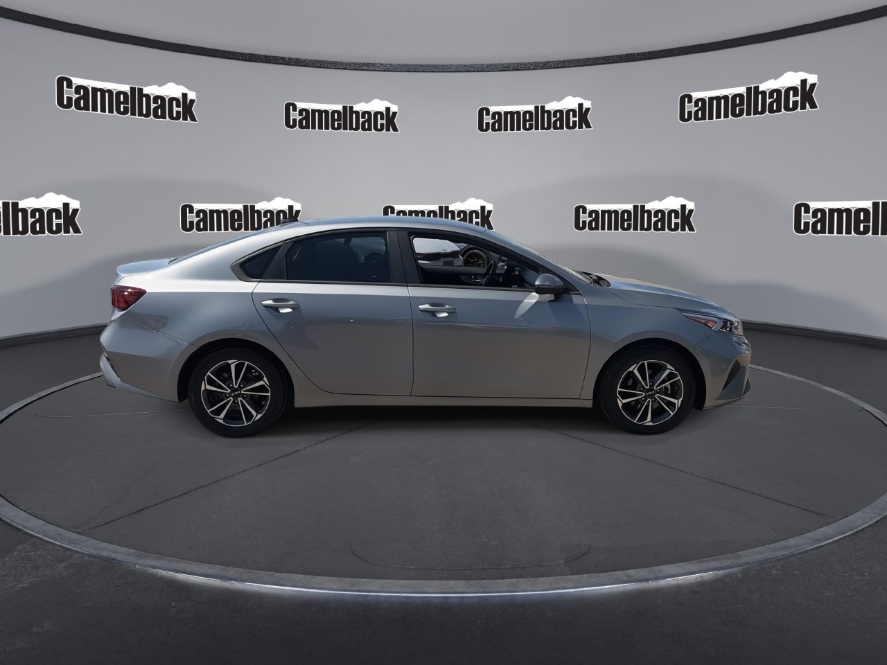 Used 2023 Kia Forte LXS w/ LXS Technology Package FWD image 8