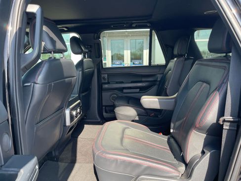 Used 2023 Ford Expedition Max Limited image 10
