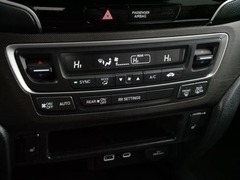 Used 2024 Honda Passport TrailSport image 23