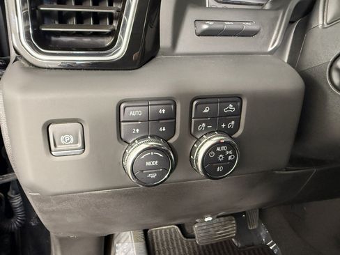 Used 2025 GMC Sierra 1500 Denali Ultimate AWD/4WD image 24
