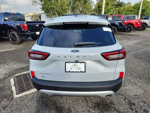 New 2026 Ford Escape Active w/ Tech Pack #1 FWD image 4