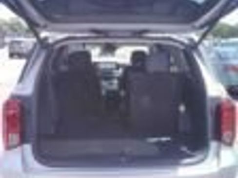 Used 2025 Hyundai Palisade SEL FWD image 10
