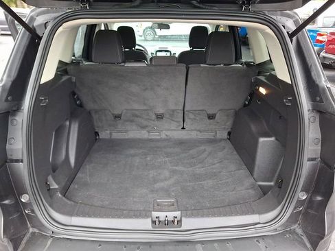 Used 2018 Ford Escape SE w/ SE Sync 3 Package AWD/4WD image 28