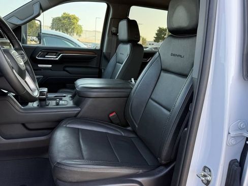 Used 2024 GMC Sierra 1500 Denali w/ Denali Reserve Package AWD/4WD image 23