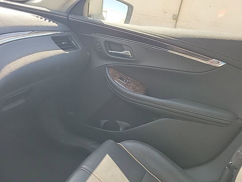Used 2014 Chevrolet Impala LTZ FWD image 27