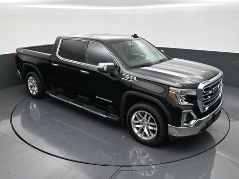 Used 2019 GMC Sierra 1500 SLT w/ SLT Premium Package AWD/4WD image 18
