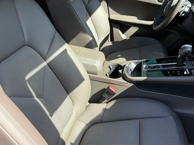 Used 2023 Porsche Macan AWD/4WD image 19
