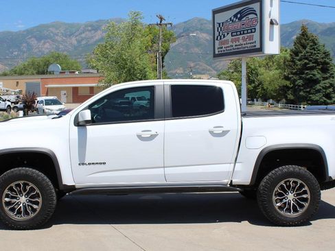 Used 2022 Chevrolet Colorado ZR2 AWD/4WD image 13