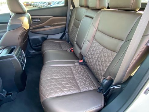 Used 2023 Nissan Murano Platinum w/ Cargo Package image 13