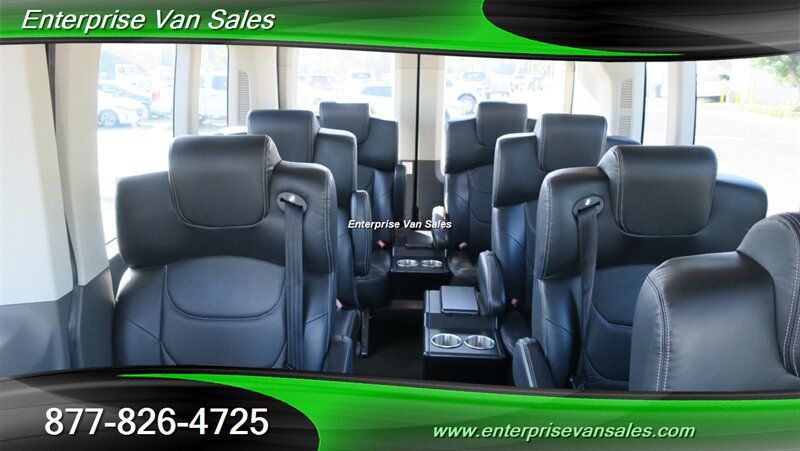Used 2023 Ford Transit 350 XLT RWD image 2
