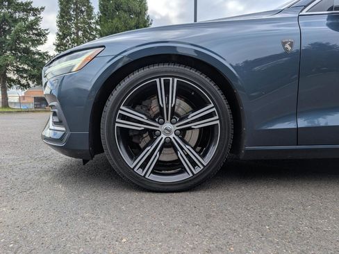 Used 2019 Volvo V60 T6 Inscription AWD/4WD image 21